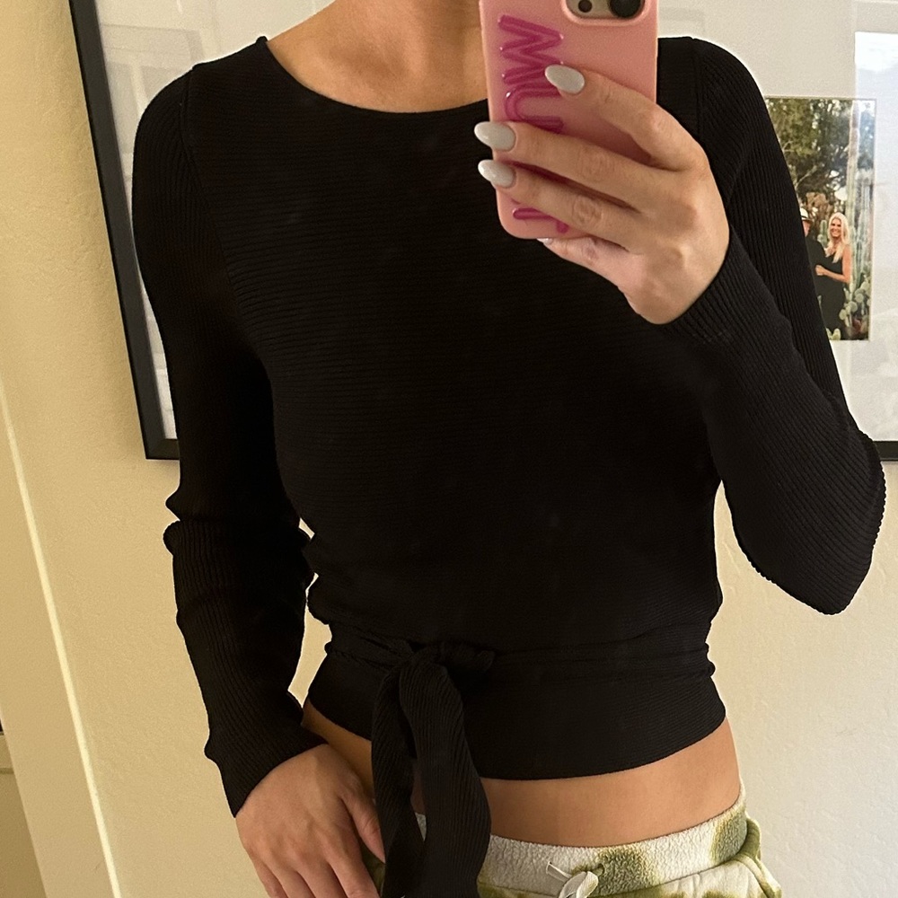 Black Ribbed Long Sleeve with Crossed Open Back and Tie